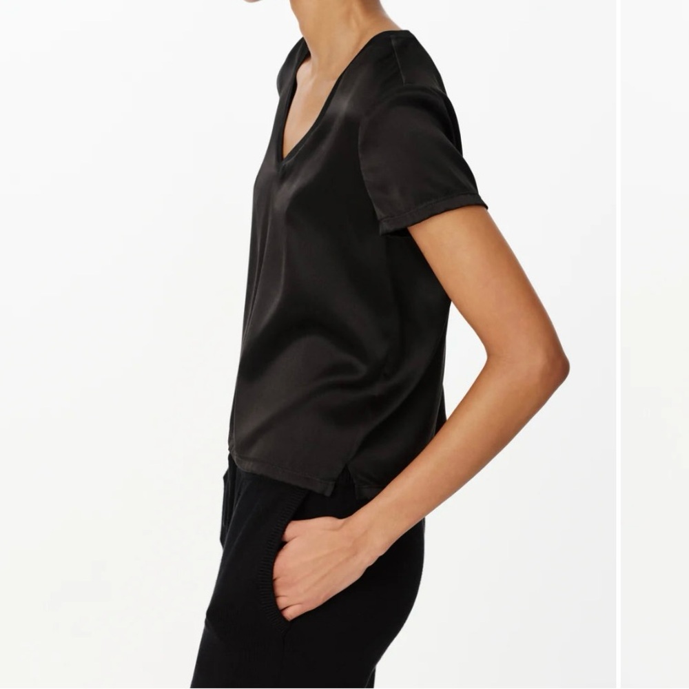 NWT ATM  V-Neck Black Tee size small reg $225 - Picture 5 of 10